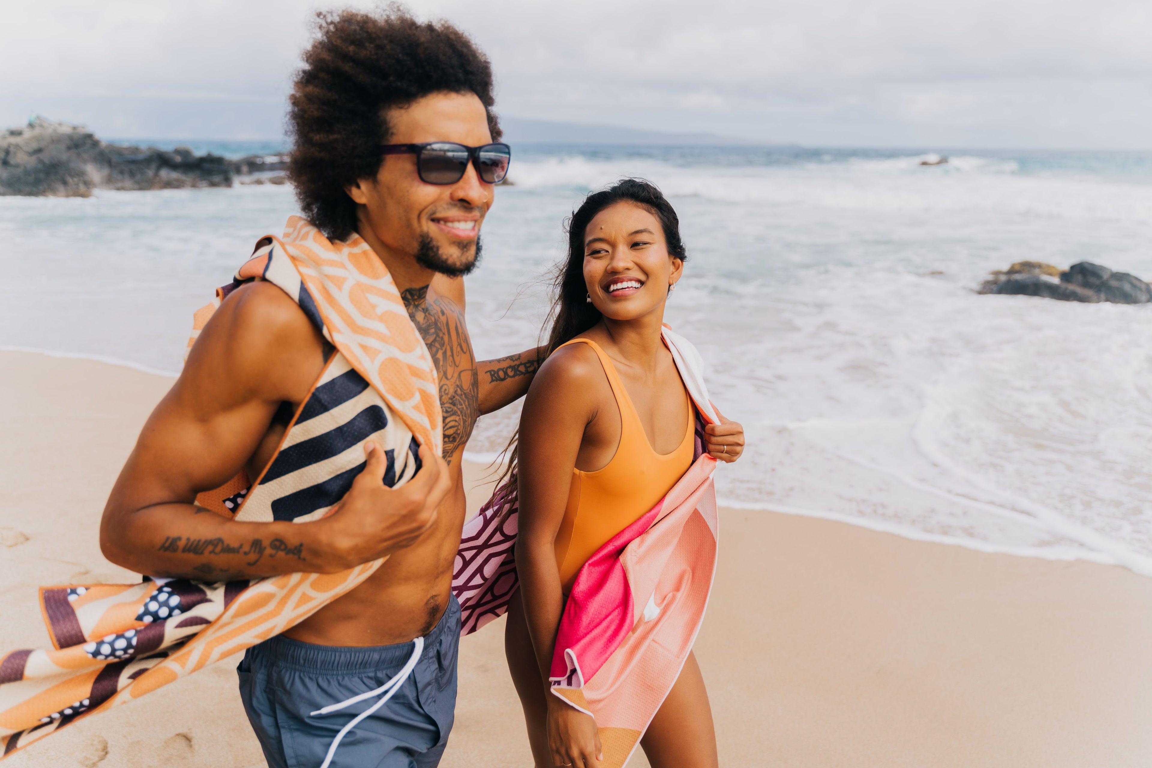 Waar moet een reishanddoek aan voldoen